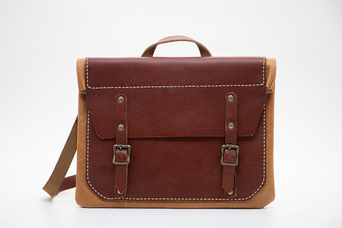 SLICK FOLD-OVER LAPTOP BAG