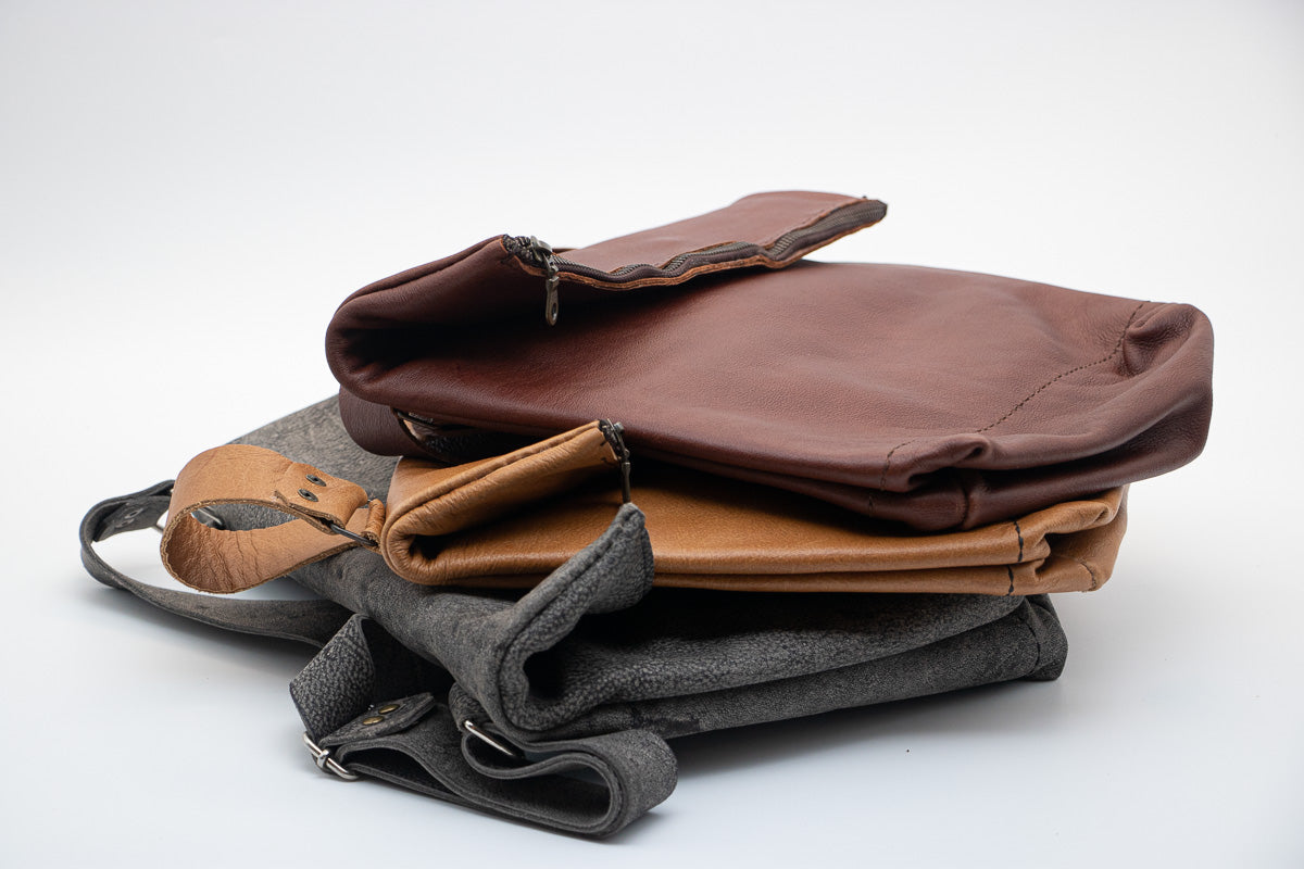 LEATHER FOLD-OVER
