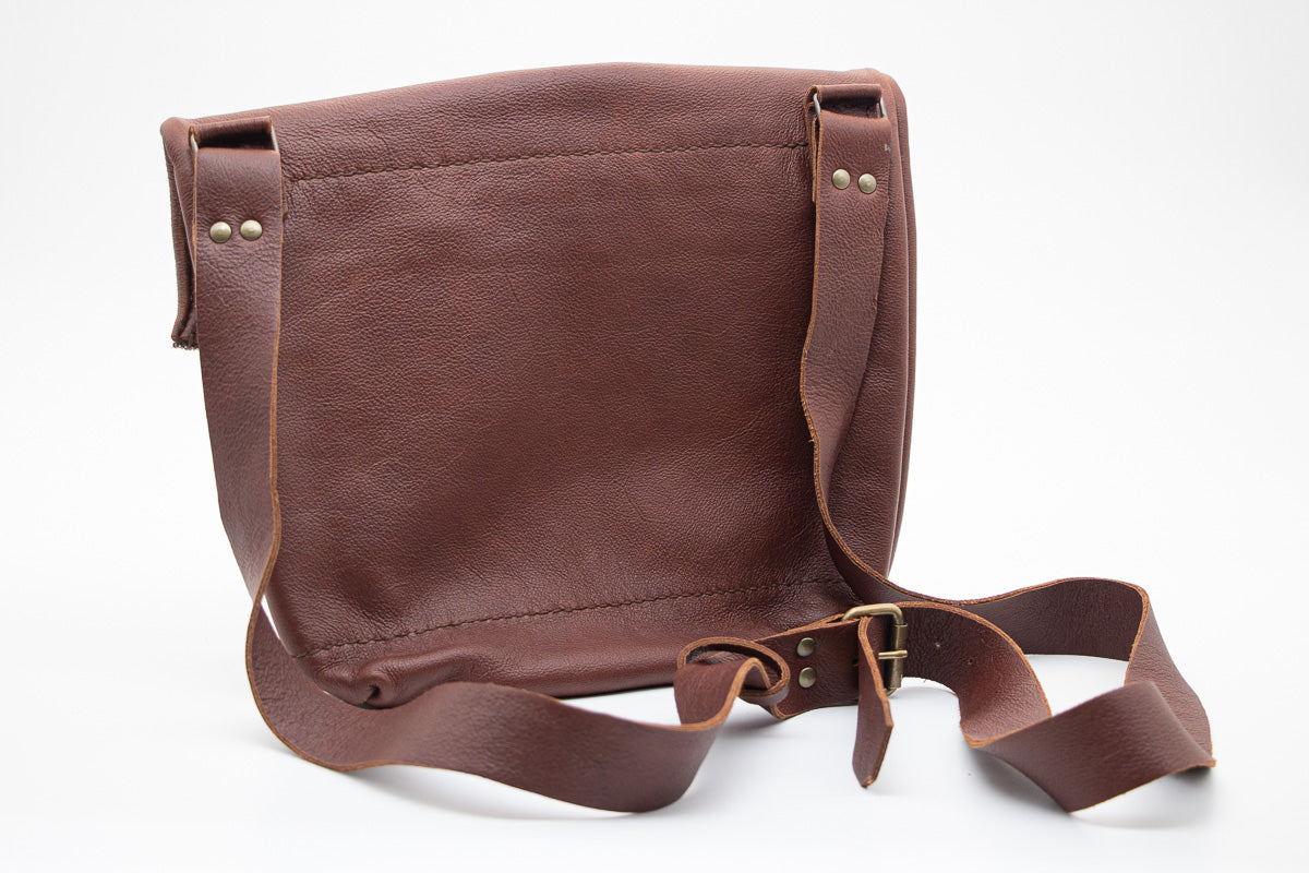 LEATHER FOLD-OVER