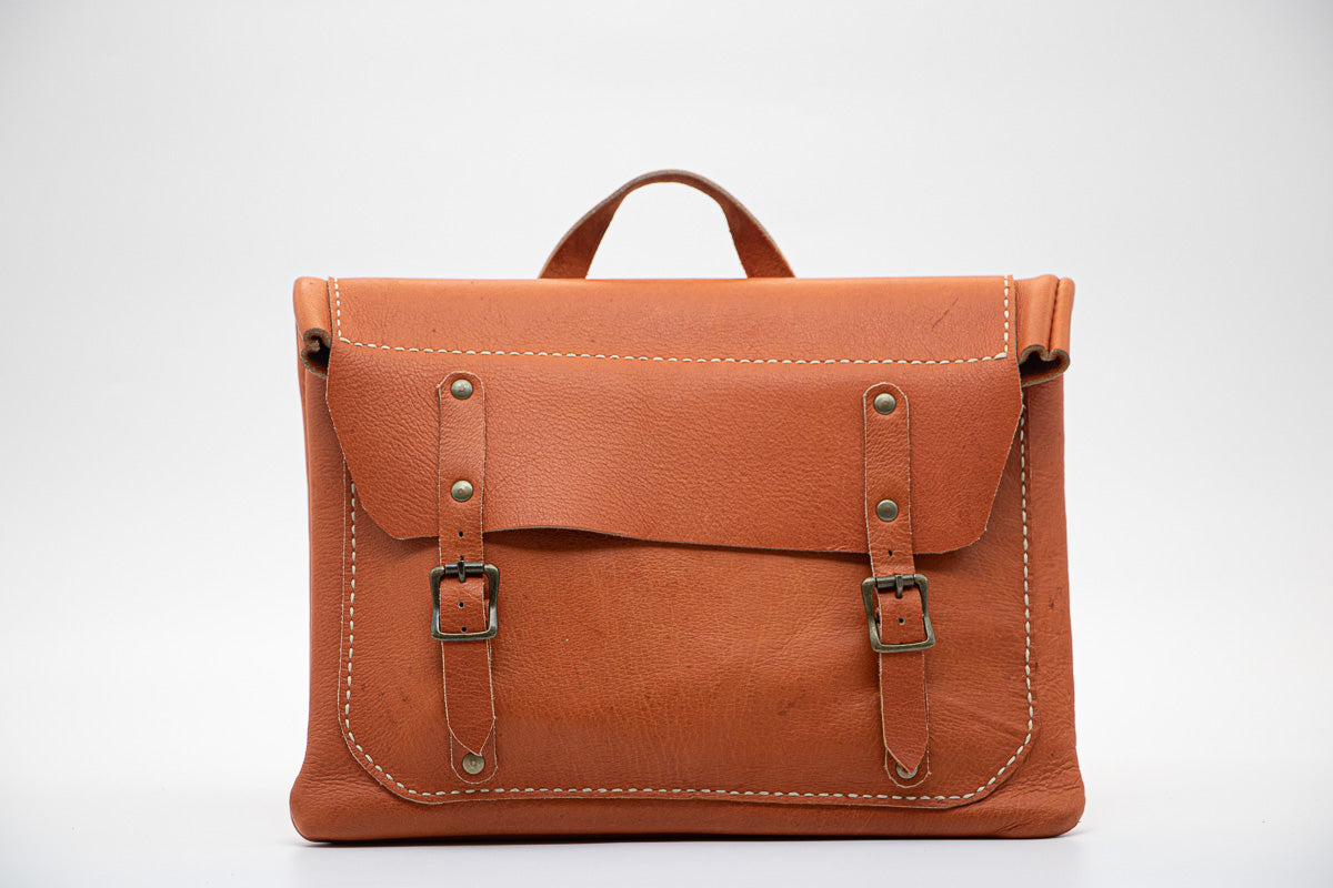 SLICK FOLD-OVER LAPTOP BAG